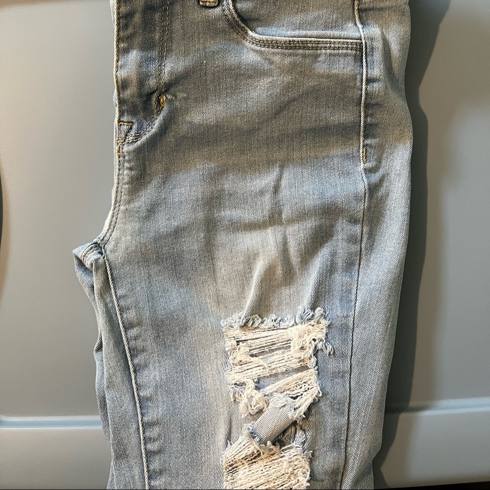PacSun Ripped Jeans - Picture 2 of 4